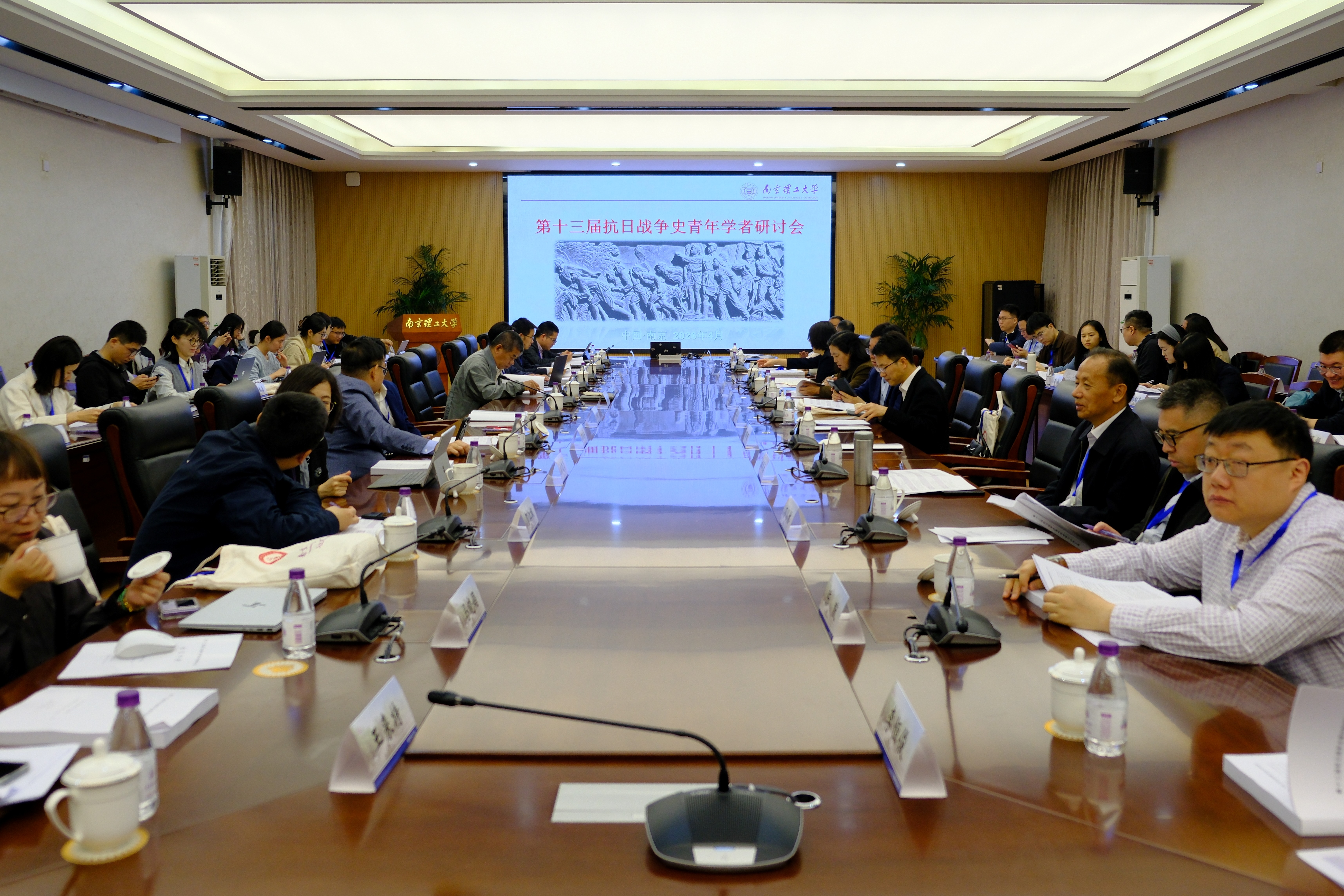 b31f46bda06e44d29d9ede9df23352e7.jpg b31f46bda06e44d29d9ede9df23352e7.jpg